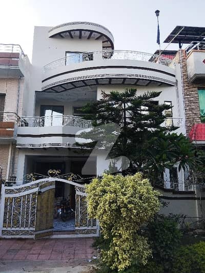 25x40 Beautifull House For Sale in G-13