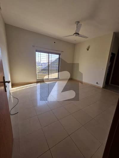 40 X 80 Upper Portion For Rent In G 13/4