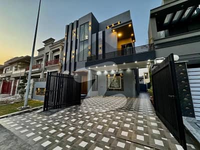 On Excellent Location Citi Housing - Phase 1 House Sized 10 Marla Is Available