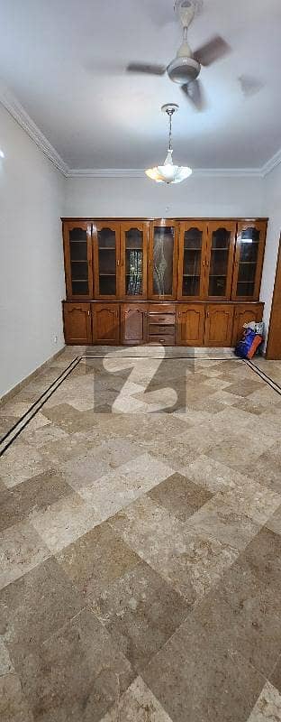 Ground Portion Corner 14 Marla for Rent Prime Location with Exceptional Features