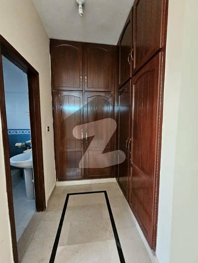 35 X 70 Upper Portion For Rent In G 13