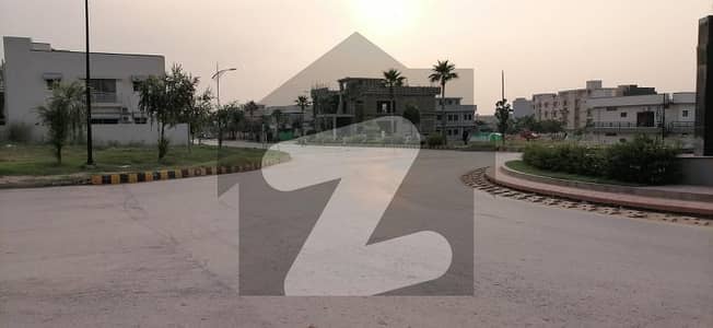 بحریہ انکلیو - سیکٹر کے بحریہ انکلیو,بحریہ ٹاؤن,اسلام آباد میں 10 مرلہ رہائشی پلاٹ 1.0 کروڑ میں برائے فروخت۔