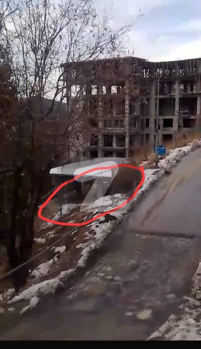 نتھیا گلی ایبٹ آباد میں 10 مرلہ کمرشل پلاٹ 3.25 کروڑ میں برائے فروخت۔