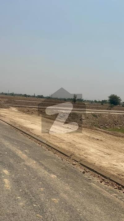 نیو لاہور سٹی - فیز 4 نیو لاهور سٹی,لاہور میں 5 مرلہ رہائشی پلاٹ 16.0 لاکھ میں برائے فروخت۔