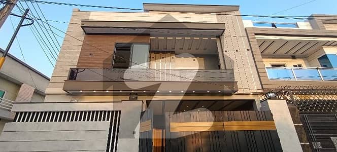 Brand New 10Marla Cornor Designer House