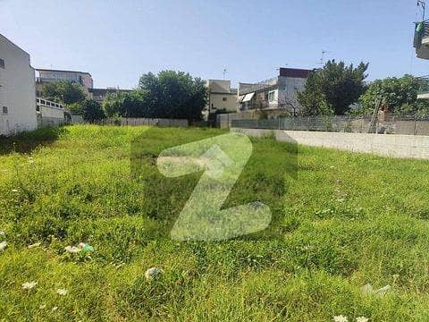 ڈلا زیک روڈ پشاور میں 2 مرلہ رہائشی پلاٹ 19.5 لاکھ میں برائے فروخت۔