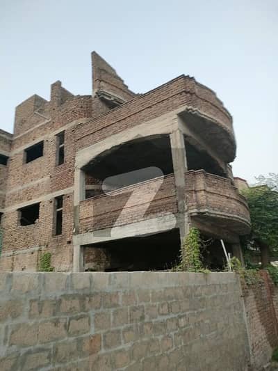 Triple Storey Structure For Sale Caltex Road Nawaz Colney Near Askria14Gate No1