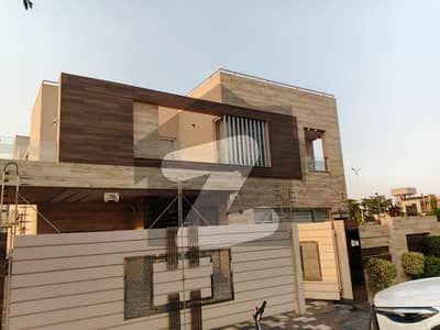 Most Luxurious Brand New Ultra Modern Design House Near To Fairways Commercial Raya Club