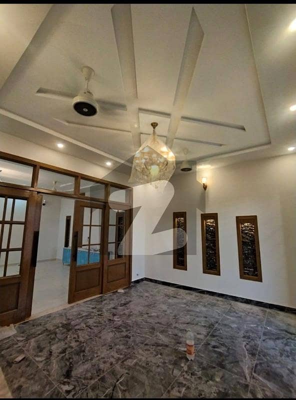 10 Marla Upper Portion For Rent 10 Marla Upper Portion For Rent
