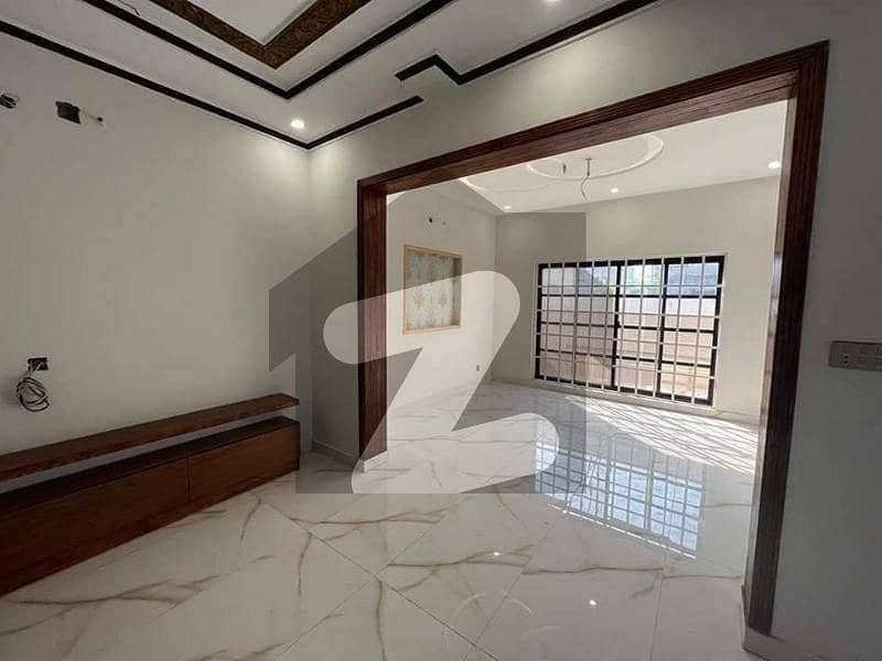 5 Marla Brand New A Plus Solid Constructed house For Sale And Direct Meeting With Owner In Park View City Lahore. 5 Marla Brand New A Plus Solid Constructed house For Sale And Direct Meeting With Owner In Park View City Lahore.