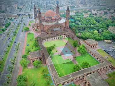 10 Marla Plot For Sale In Talha Block Sector E Bahria Town Lahore