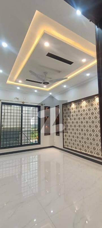 Sector F2 10 Marla Brand New Designer Upper Portion Brand New