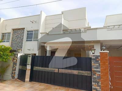 10 MARLA HOUSE AVAILABLE FOR SALE