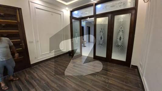 1 kanal beautiful Lower Portion for Rent in NFC