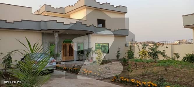 6 Bed Double Storey House For Sale On 23 Marla