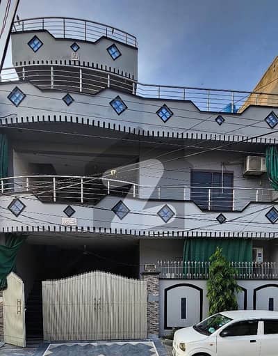 10 Marla House In Excellent Condition For Sale In Khayaban-E-Quaid - Installed With 18KW Solar System 10 Marla House In Excellent Condition For Sale In Khayaban-E-Quaid - Installed With 18KW Solar System