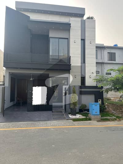 5 Marla Facing Park House In Etihad Town Phase 1 For Sale At Prime Location