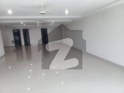 8 Marla 4th Floor With Lift