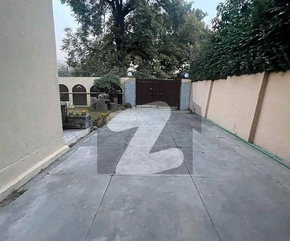 500 Square Yards Upper Portion In F-8 For Rent 500 Square Yards Upper Portion In F-8 For Rent