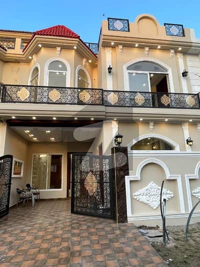 Prime Location 5 Marla House In Buch Executive Villas Best Option