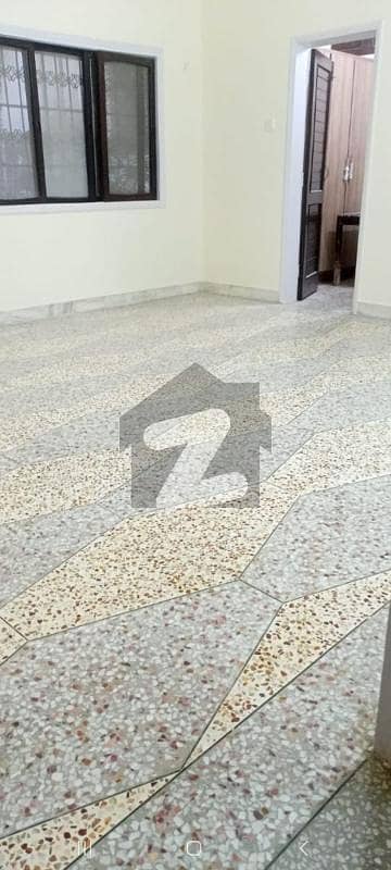 ڈی ایچ اے فیز 2 ایکسٹینشن ڈی ایچ اے ڈیفینس,کراچی میں 3 کمروں کا 8 مرلہ فلیٹ 1.0 لاکھ میں کرایہ پر دستیاب ہے۔
