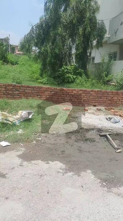بوسٹن ویلی راولپنڈی میں 1 کنال رہائشی پلاٹ 4.0 کروڑ میں برائے فروخت۔