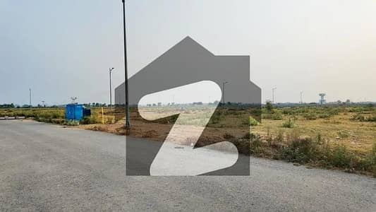 ڈی ایچ اے سٹی لاہور میں 1 کنال پلاٹ فائل 67.0 لاکھ میں برائے فروخت۔