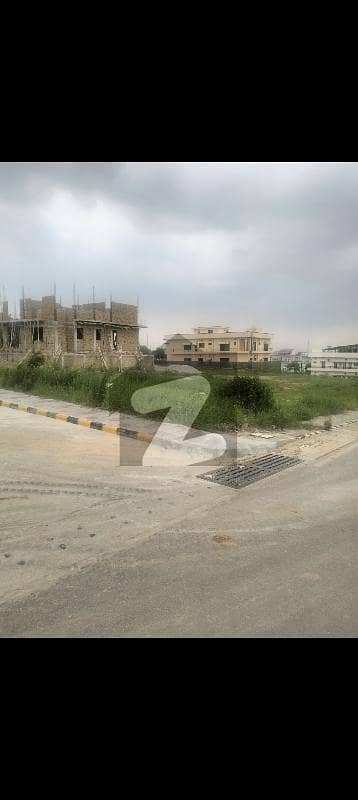 ڈی ایچ اے ڈیفینس فیز 4 ڈی ایچ اے ڈیفینس,اسلام آباد میں 1 کنال رہائشی پلاٹ 2.8 کروڑ میں برائے فروخت۔ ڈی ایچ اے ڈیفینس فیز 4 ڈی ایچ اے ڈیفینس,اسلام آباد میں 1 کنال رہائشی پلاٹ 2.8 کروڑ میں برائے فروخت۔