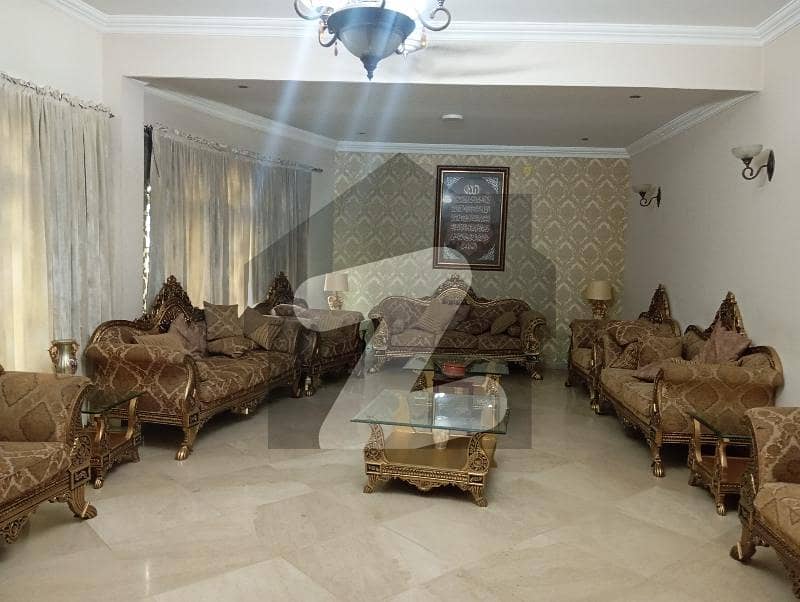 ایف ۔ 11/3 ایف ۔ 11,اسلام آباد میں 6 کمروں کا 16 مرلہ مکان 5.5 لاکھ میں کرایہ پر دستیاب ہے۔
