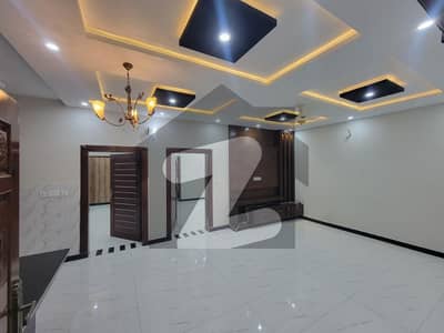 10 Marla House available for rent bahria Enclave