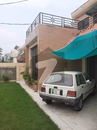 ڈی ایچ اے فیز 1 - بلاک ڈی فیز 1,ڈیفنس (ڈی ایچ اے),لاہور میں 3 کمروں کا 1 کنال بالائی پورشن 90.0 ہزار میں کرایہ پر دستیاب ہے۔