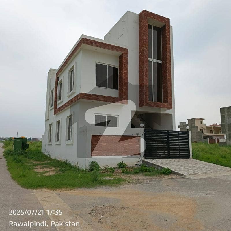 اپ کنٹری انکلوزر ہاؤسنگ سوسائٹی راولپنڈی میں 4 کمروں کا 5 مرلہ مکان 1.6 کروڑ میں برائے فروخت۔ اپ کنٹری انکلوزر ہاؤسنگ سوسائٹی راولپنڈی میں 4 کمروں کا 5 مرلہ مکان 1.6 کروڑ میں برائے فروخت۔