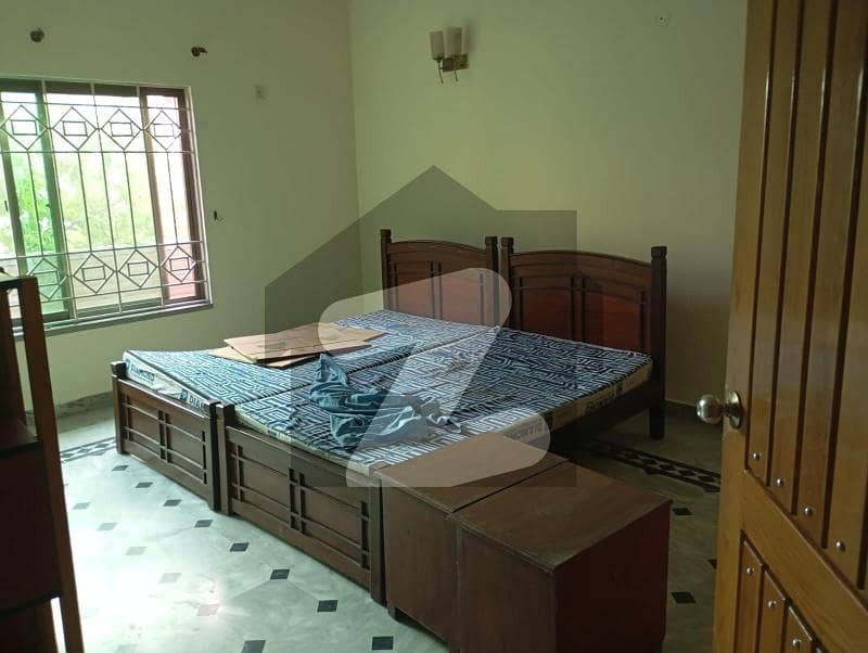 14 Marla 40x80 Upper Portion Available For Rent 14 Marla 40x80 Upper Portion Available For Rent