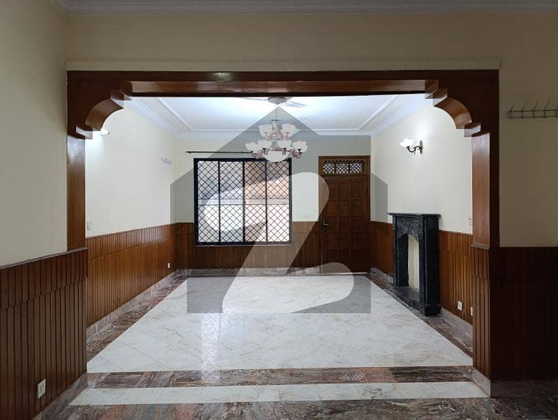 UPPER PORTION IS AVAILABLE FOR RENT IN I-8 ISLAMABAD.