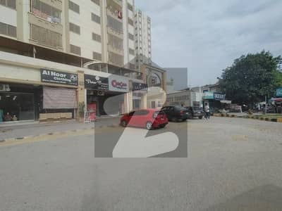 سٹی ٹاور اینڈ شاپنگ مال یونیورسٹی روڈ,کراچی میں 3 مرلہ دکان 6.42 کروڑ میں برائے فروخت۔