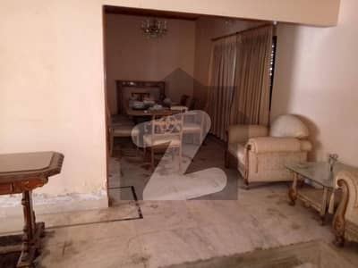 ڈی ایچ اے فیز 1 ڈی ایچ اے ڈیفینس,کراچی میں 4 کمروں کا 1 کنال مکان 9.0 کروڑ میں برائے فروخت۔