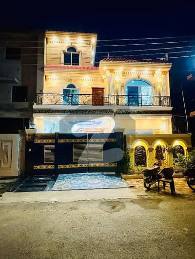 الرحمان گارڈن فیز 2 الرحمان گارڈن,لاہور میں 6 کمروں کا 7 مرلہ مکان 2.55 کروڑ میں برائے فروخت۔