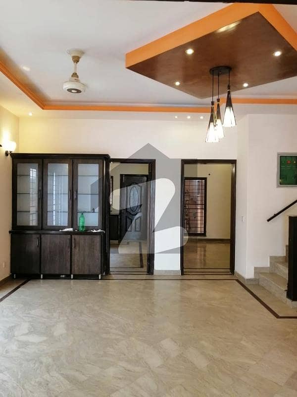 10 MARLA 3 BED RENOVATED HOUSE FOR SALE 10 MARLA 3 BED RENOVATED HOUSE FOR SALE