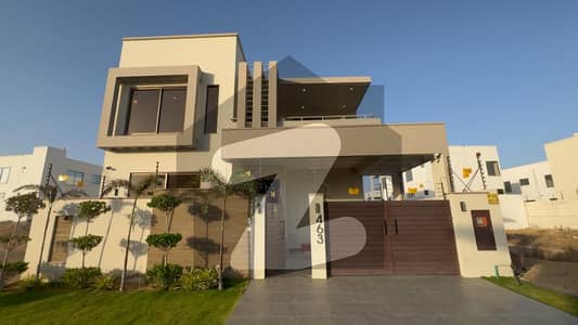 Luxury Villas For Sale In Precinct 8
