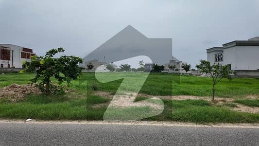 Kanal Plot For Sale On 70 Ft Road