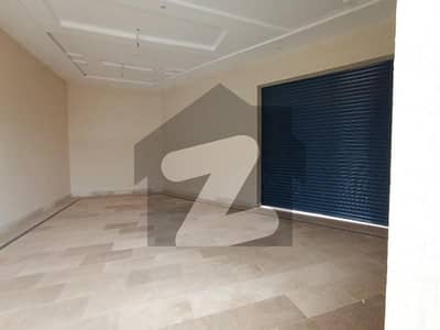 959 SFT Shop Available For Sale in Shadiwal Near Main Road, City Gujrat