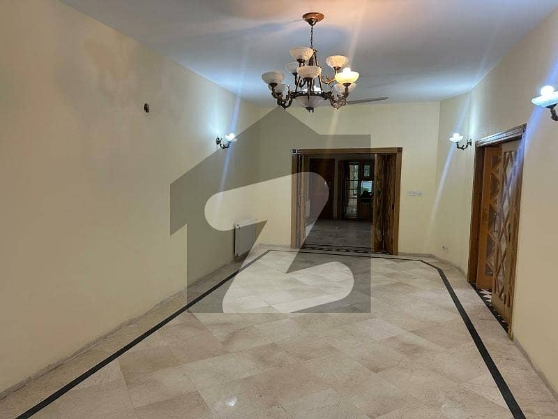 Prime Location Beautiful 5 Bedroom House Prime Location Beautiful 5 Bedroom House