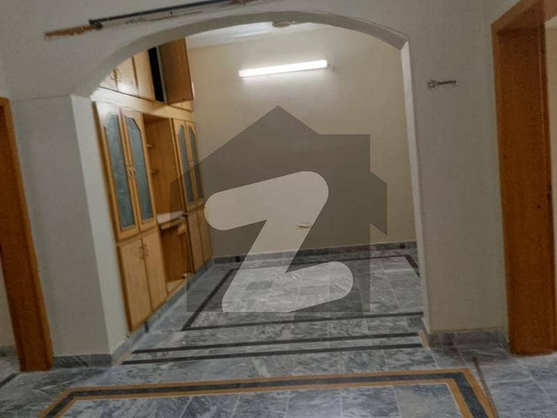 مارگلہ ٹاؤن اسلام آباد میں 2 کمروں کا 7 مرلہ بالائی پورشن 67.0 ہزار میں کرایہ پر دستیاب ہے۔