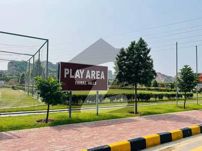 10 MARLA 50 FT STREET PLOT FOR SALE B BLOCK FAISAL HILLS