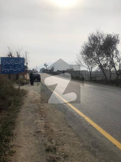 خان پور روڈ ہری پور میں 3 کنال کمرشل پلاٹ 3.77 کروڑ میں برائے فروخت۔