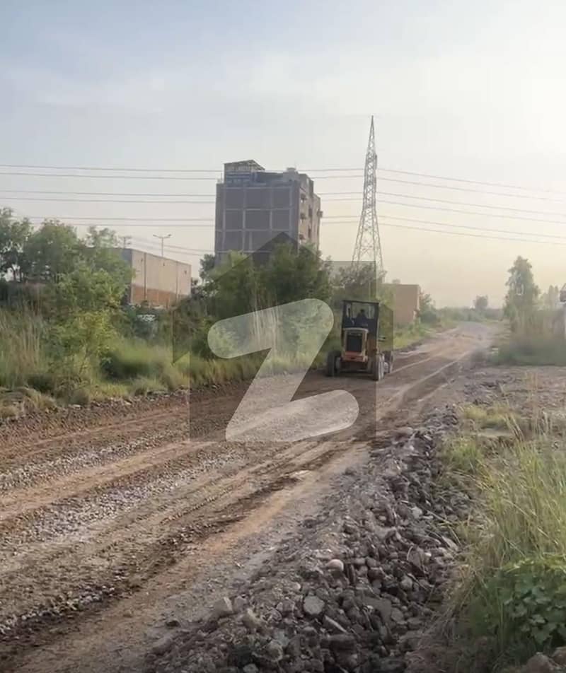 جناح گارڈنز ایف ای سی ایچ ایس,اسلام آباد میں 3 مرلہ کمرشل پلاٹ 1.65 کروڑ میں برائے فروخت۔ جناح گارڈنز ایف ای سی ایچ ایس,اسلام آباد میں 3 مرلہ کمرشل پلاٹ 1.65 کروڑ میں برائے فروخت۔