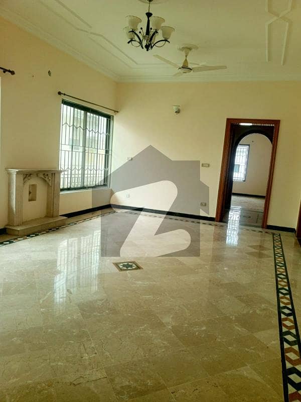FULL HOUSE FOR RENT F10