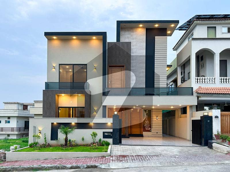 10 Marla Double Unit House in Overseas 5 Sector, Bahria Town Phase 8