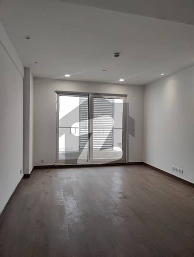 Studio Two Bed Flat Is For Sale