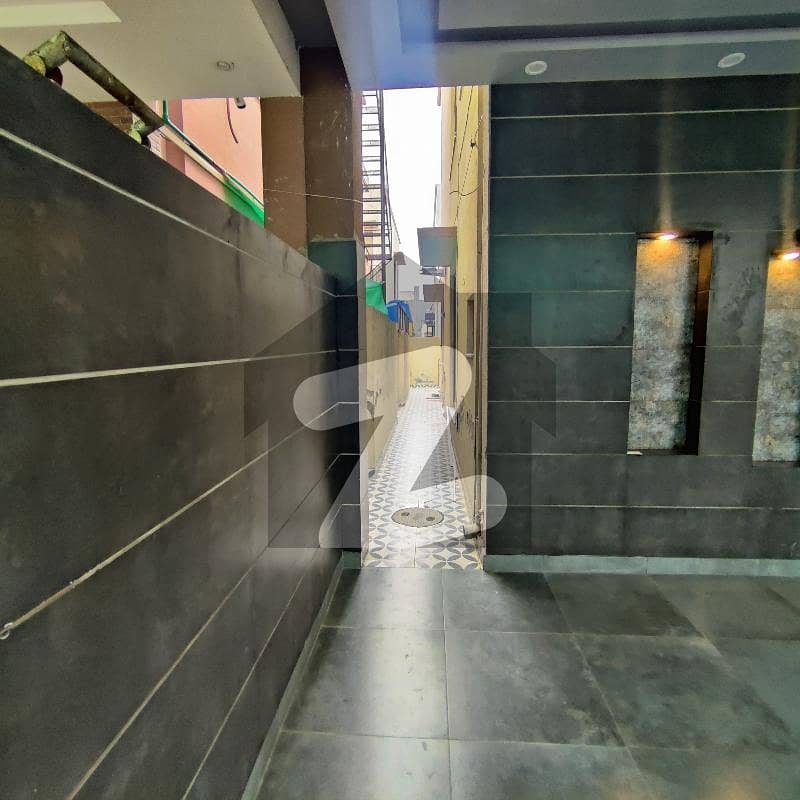 8 Marla House Ideally Situated In Divine Gardens 8 Marla House Ideally Situated In Divine Gardens